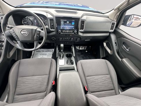 Used 2024 Nissan Frontier SV image 7
