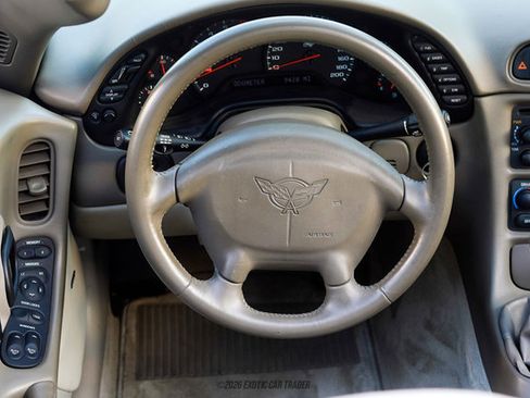 Used 2003 Chevrolet Corvette Convertible w/ Preferred Equipment Group1 RWD image 34