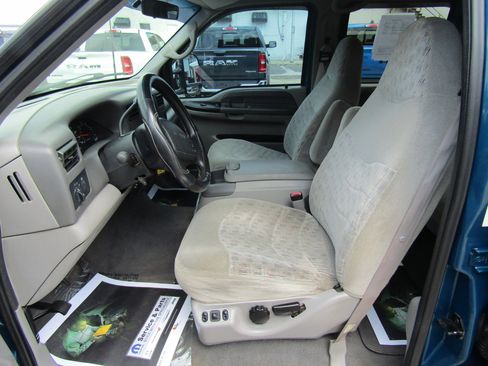 Used 2000 Ford F250 2WD Crew Cab Super Duty image 16