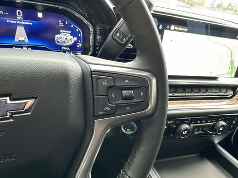 Used 2025 Chevrolet Silverado 2500 LT w/ Trail Boss Package image 38