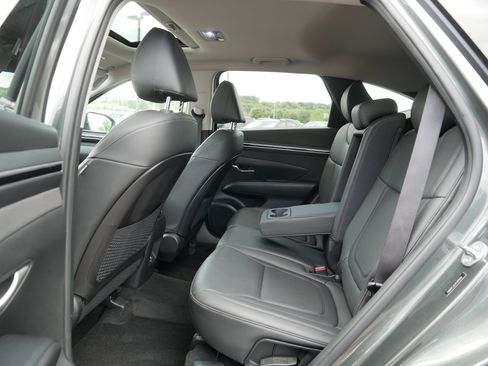 Used 2023 Hyundai Tucson SEL w/ Convenience Package AWD/4WD image 16