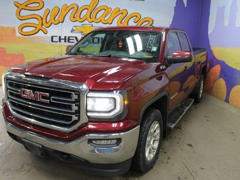 Used 2016 GMC Sierra 1500 SLE w/ Suspension Package, Off-Road AWD/4WD image 4