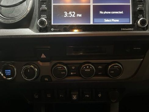 Used 2023 Toyota Tacoma TRD Sport w/ Technology Package image 22