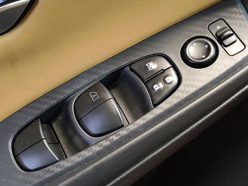 Used 2021 Nissan Sentra SV w/ SV Premium Package FWD image 27
