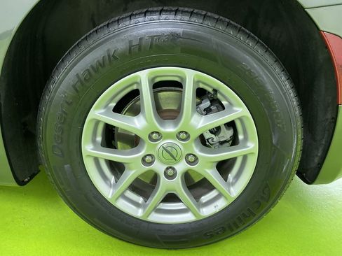 Used 2023 Chrysler Voyager LX image 14