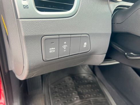 Used 2016 Hyundai Elantra SE FWD image 45