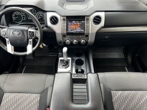 Used 2018 Toyota Tundra SR5 image 14