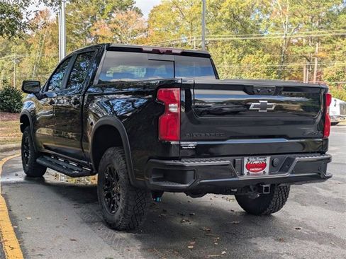 New 2026 Chevrolet Silverado 1500 ZR2 w/ Dark Appearance Package image 4