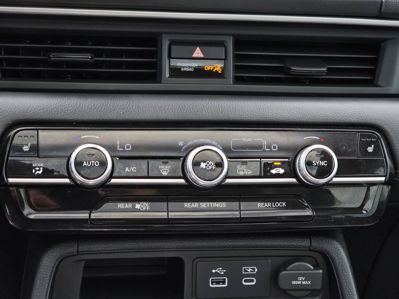 Used 2025 Honda Pilot Touring image 28