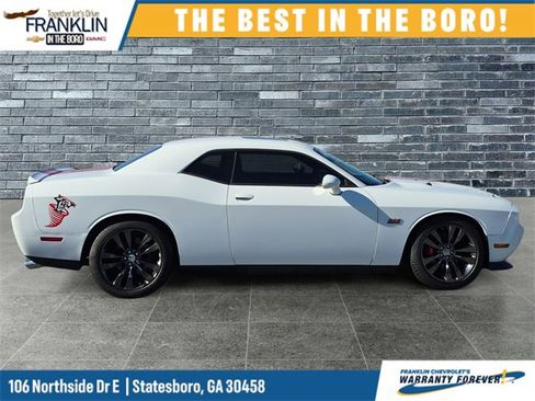 Used 2014 Dodge Challenger SRT8 image 6