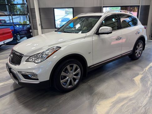 Used 2017 INFINITI QX50 AWD w/ Premium Plus Package image 37