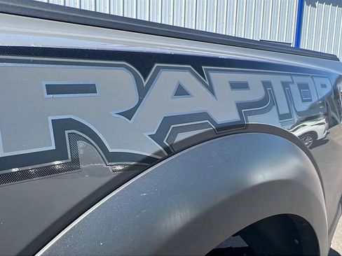 Used 2018 Ford F150 Raptor w/ Equipment Group 802A Luxury AWD/4WD image 15