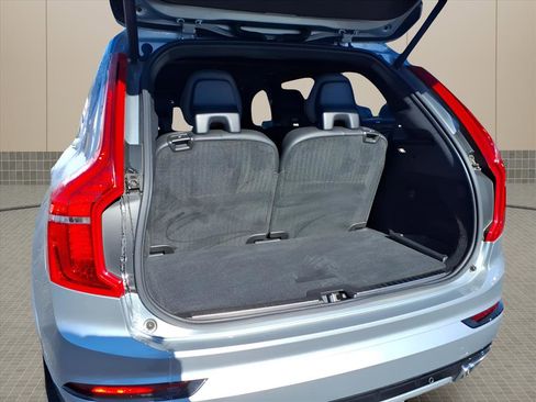 Used 2019 Volvo XC90 T5 R-Design w/ Protection Package image 23