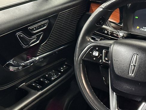 Certified 2022 Lincoln Corsair Reserve w/ Equipment Group 201A image 21