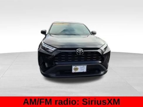 Used 2025 Toyota RAV4 LE image 10