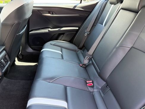 Used 2026 Toyota Camry SE w/ Convenience Package FWD image 24