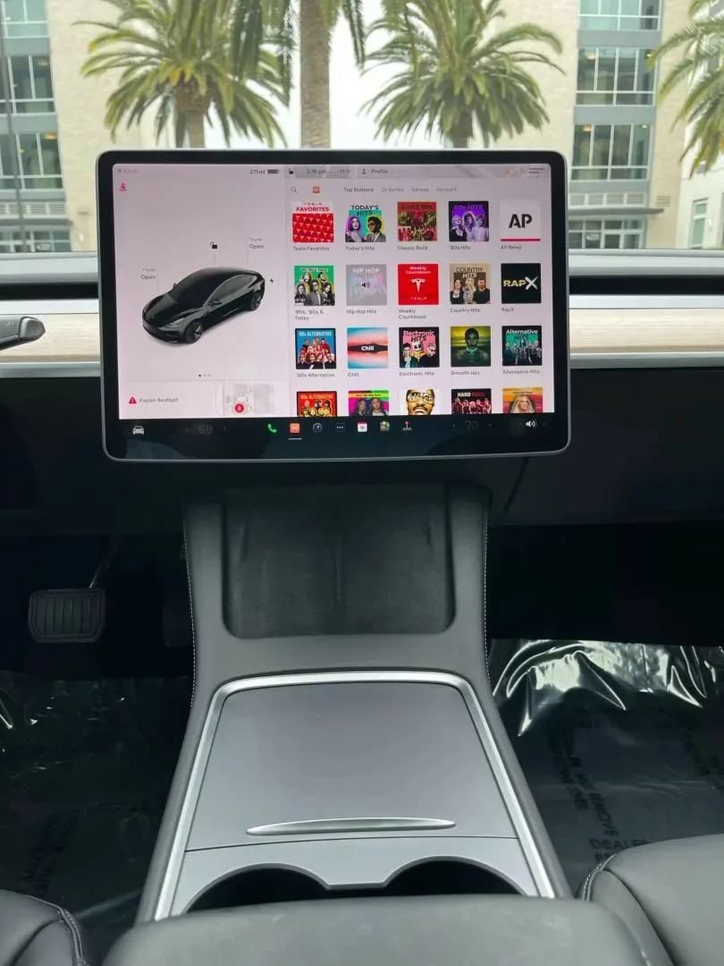 Used 2023 Tesla Model 3 Standard Range RWD image 13