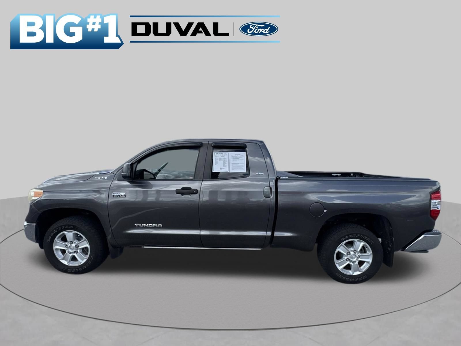Used 2016 Toyota Tundra SR5 w/ SR5 Upgrade Package AWD/4WD image 8