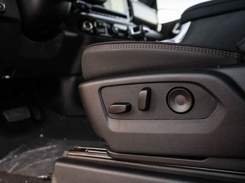New 2026 Chevrolet Silverado 1500 High Country w/ High Country Premium Package AWD/4WD image 16