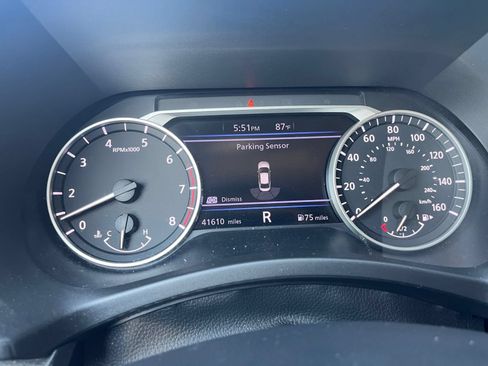 Used 2025 Nissan Sentra SV FWD image 38