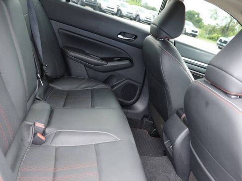 Used 2023 Nissan Altima 2.5 SR w/ SR Premium Package AWD/4WD image 16