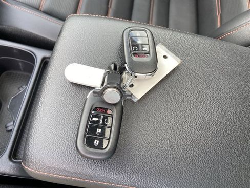 Used 2025 Honda CR-V Sport-L image 44