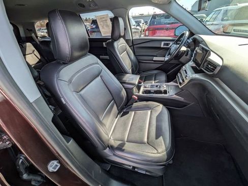 Used 2020 Ford Explorer XLT w/ Equipment Group 202A image 20