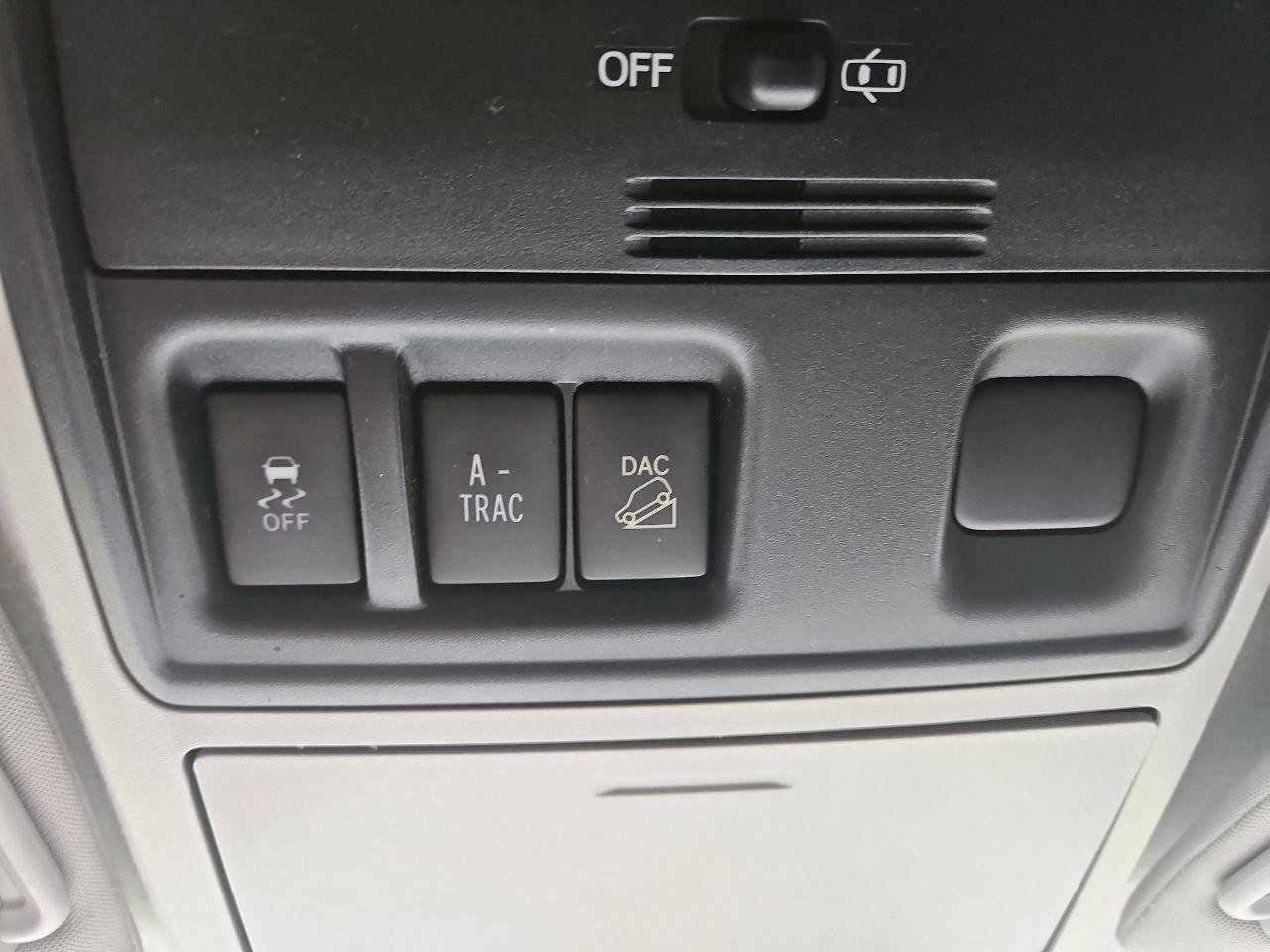 Used 2014 Toyota 4Runner SR5 AWD/4WD image 23
