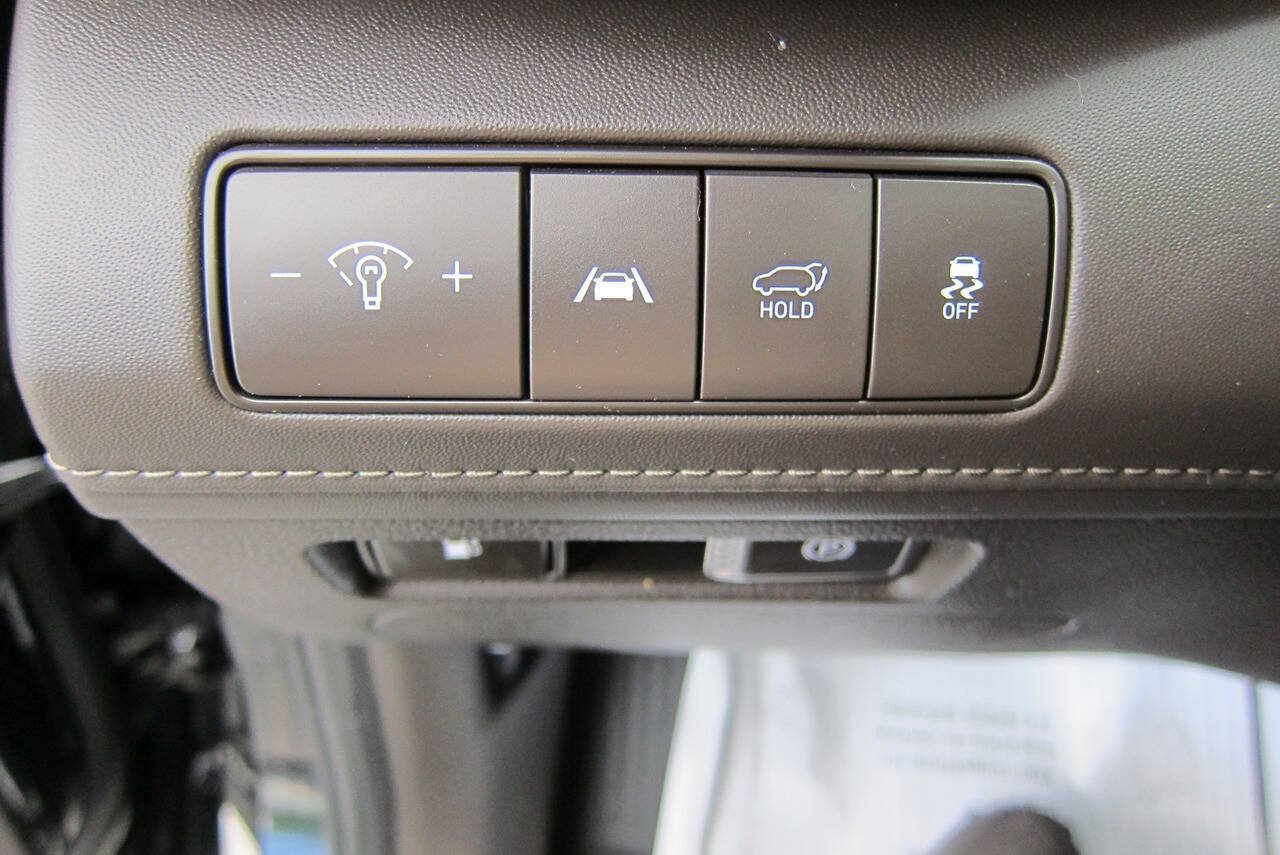 Used 2023 Hyundai Santa Fe Limited AWD/4WD image 13