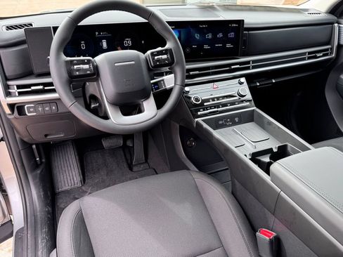 New 2026 Hyundai Santa Fe SE FWD image 2