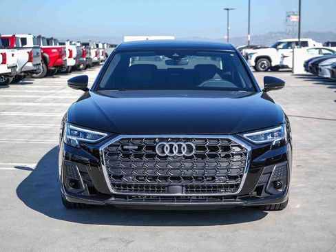 Used 2025 Audi A8 L 3.0T AWD/4WD image 2