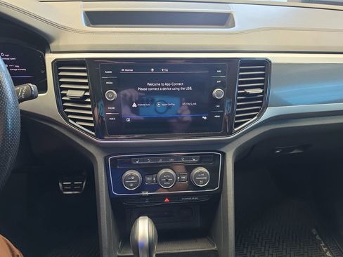 Used 2022 Volkswagen Atlas SEL Premium AWD/4WD image 24