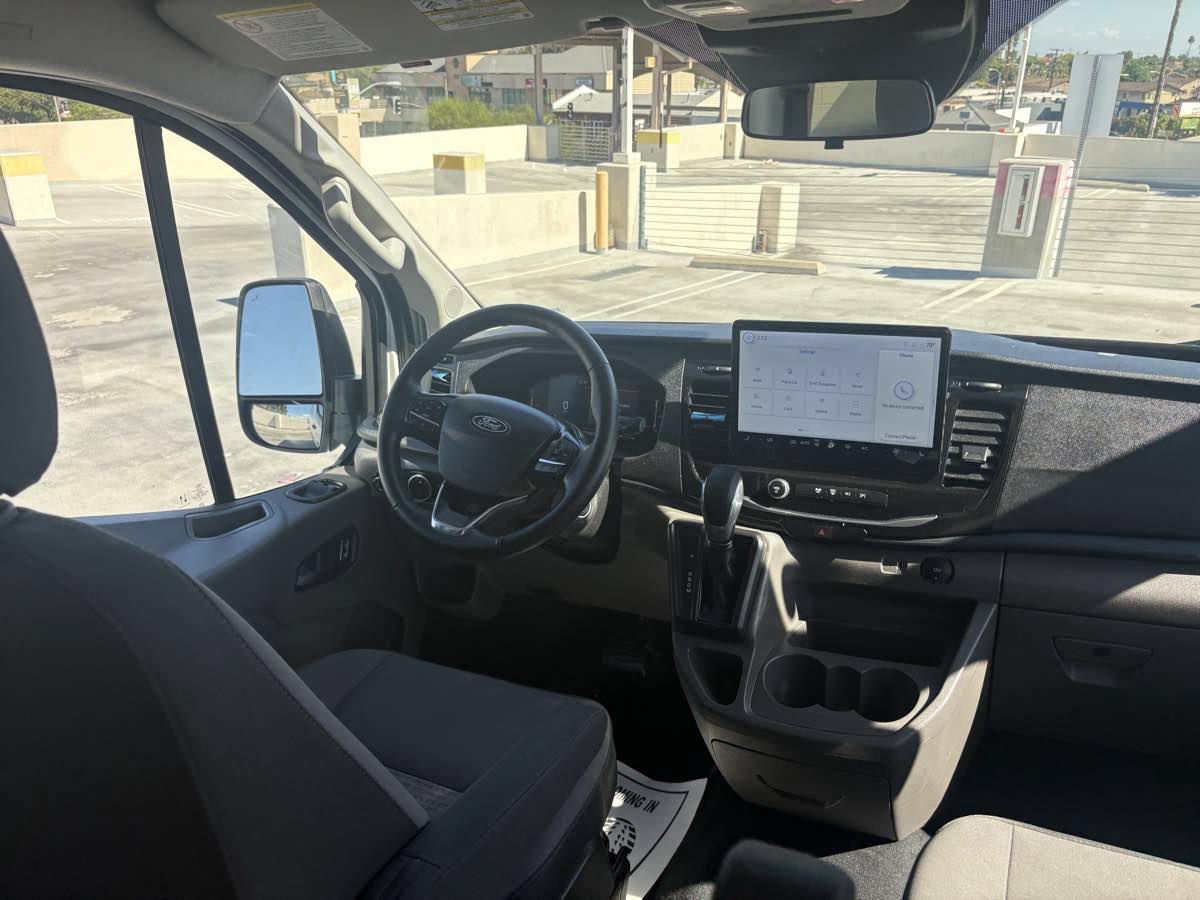 Used 2026 Ford Transit 350 XLT RWD image 31