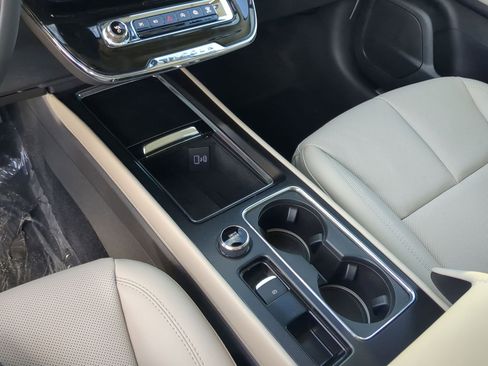 New 2026 Lincoln Corsair Premiere FWD image 20