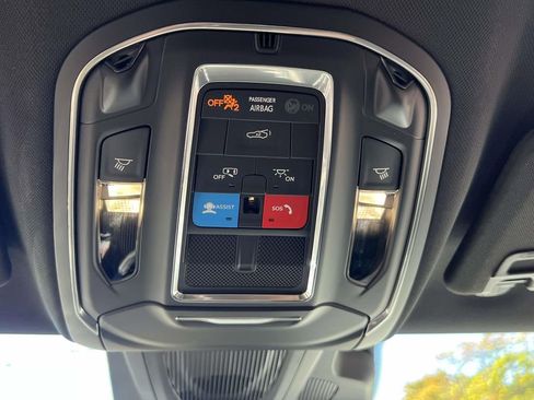 New 2024 Dodge Charger R/T w/ Plus Group image 36