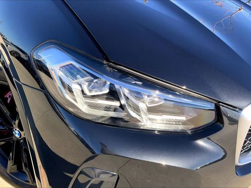 Certified 2025 BMW X4 xDrive30i w/ Premium Package image 27