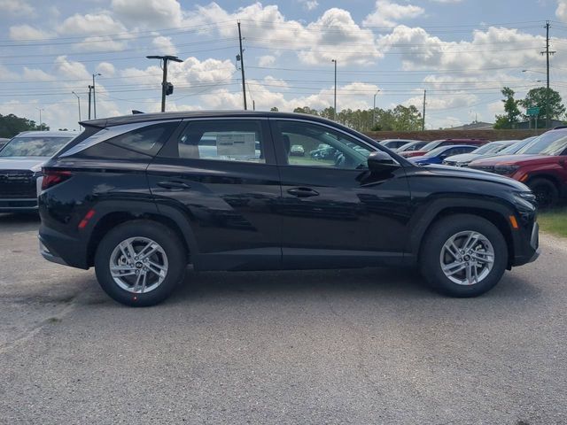 New 2025 Hyundai Tucson SE FWD image 4