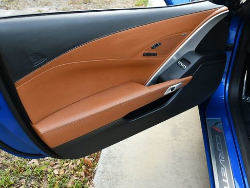 Used 2014 Chevrolet Corvette Stingray Convertible w/ 3LT Preferred Equipment Group RWD image 11