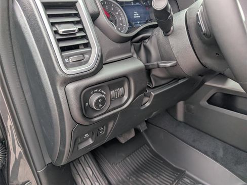 New 2026 RAM 1500 Big Horn AWD/4WD image 17