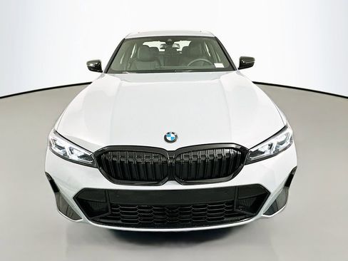 New 2026 BMW 330i Sedan w/ M Sport Package image 2