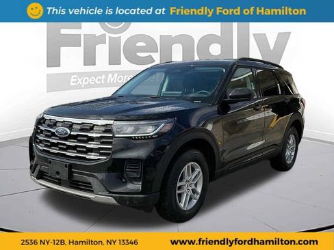 Used 2026 Ford Explorer Active AWD/4WD image 3