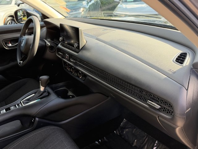 Used 2024 Honda HR-V LX image 19
