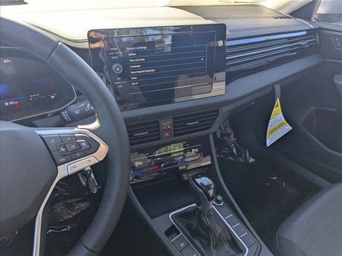 Certified 2025 Volkswagen Jetta S image 16