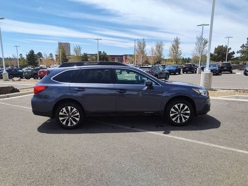 Used 2017 Subaru Outback 2.5i Limited AWD/4WD image 2