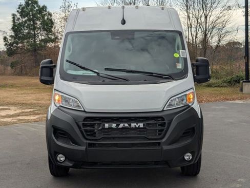 New 2026 RAM ProMaster 2500 w/ Convenience Group image 3