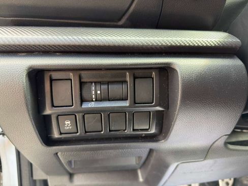 Used 2020 Subaru Impreza 2.0i Sport image 15