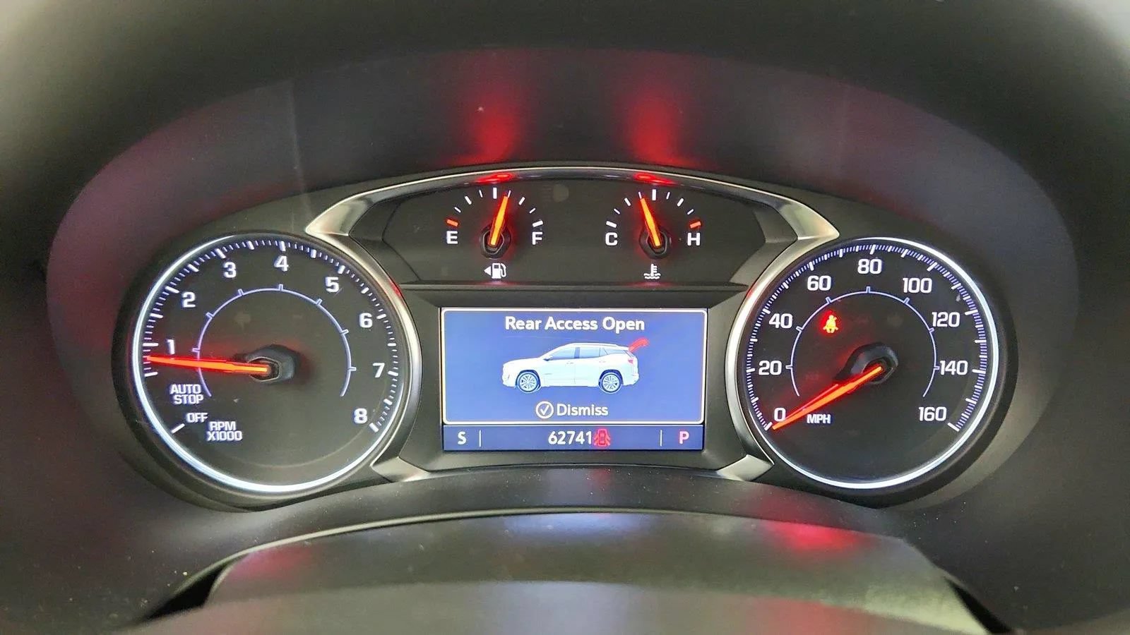 Used 2024 GMC Terrain SLT AWD/4WD image 16