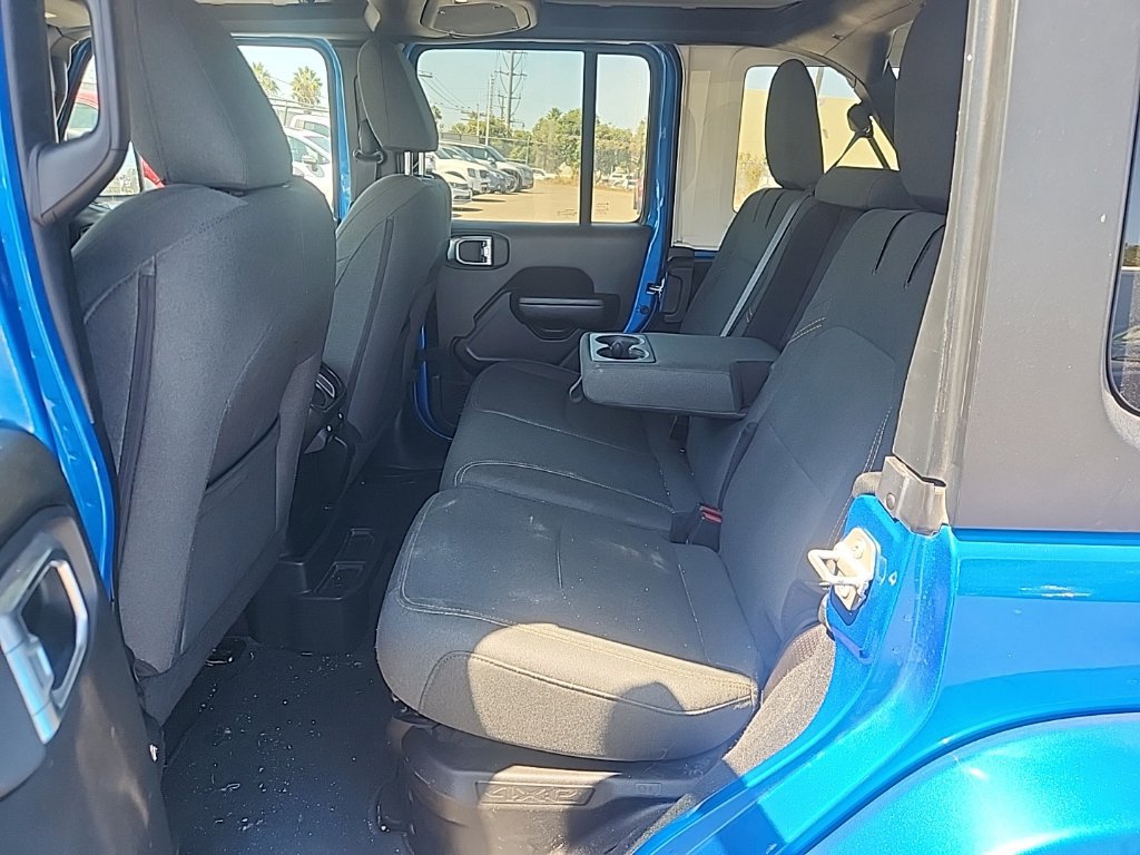 Used 2024 Jeep Wrangler Unlimited AWD/4WD image 19