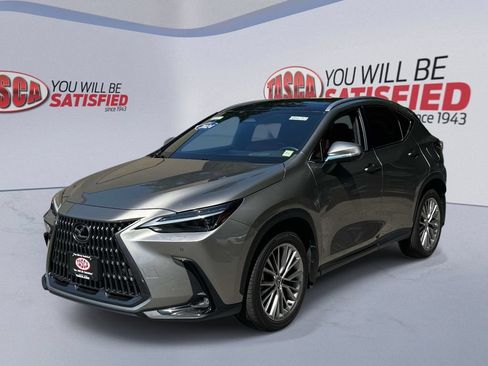 Used 2024 Lexus NX 350 AWD w/ Vision Package image 3