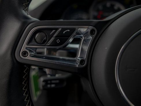 Used 2019 Porsche 911 Turbo S image 38